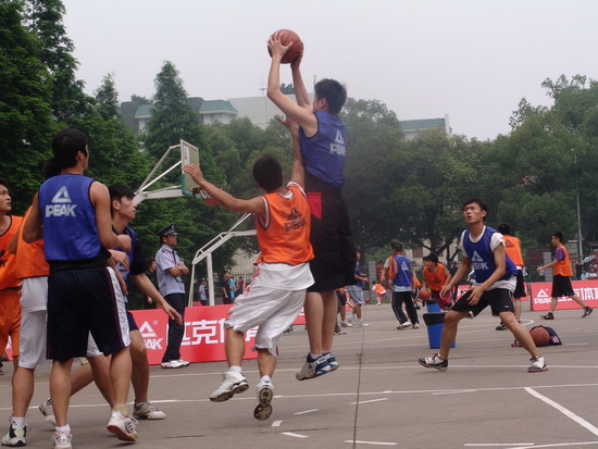 容不